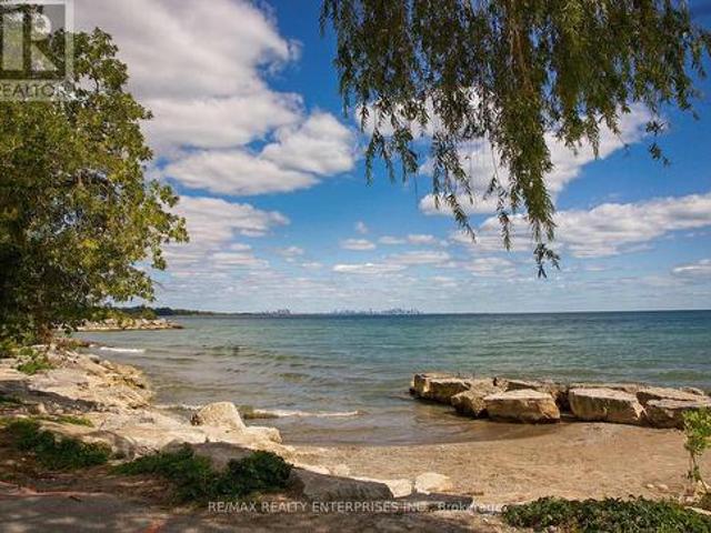 1098 Bordeaux Court, Mississauga, ON, L5H 4B4 house for sale | Listing ID W14033 | Royal LePage