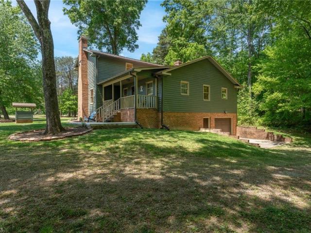 1098 Greenfield Road