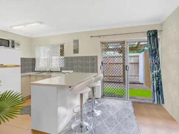 10/98 Pease Street, Manoora, QLD 4870