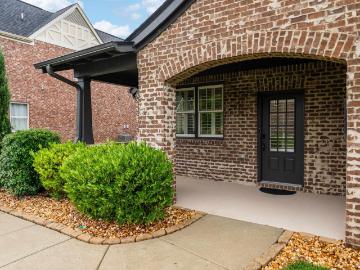 1098 Regent Park Drive