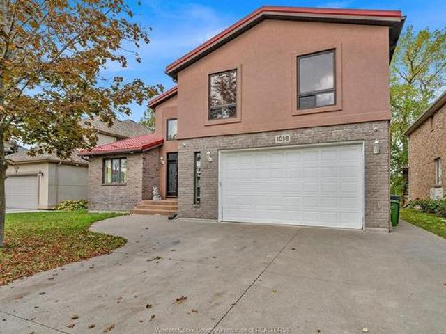 1098 Stoneybrook Crescent, Windsor, ON, N9G 2Y3 house for sale | Listing ID 26025 | Royal LePage