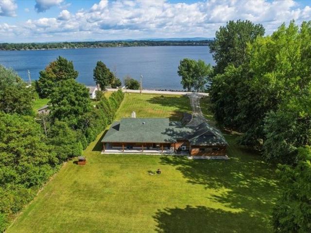 1099 E Shore Rd, Isle La Motte, VT 05463