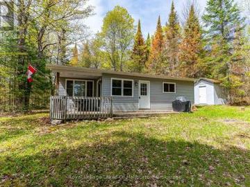 1099 Yellow Rock Drive, Highlands East Glamorgan, ON, K0M 1R0 house for sale | Listing ID X13207 | Royal LePage