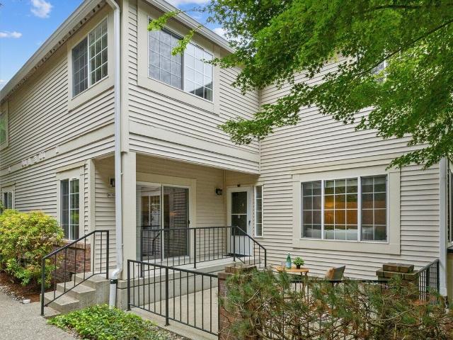 10909 Avondale Road NE # R170