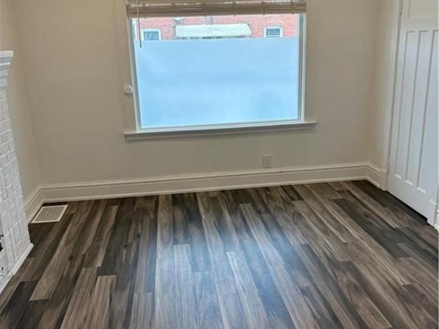 1090 CANNON Street E Unit# 2, Hamilton, Ontario, L8L2J4