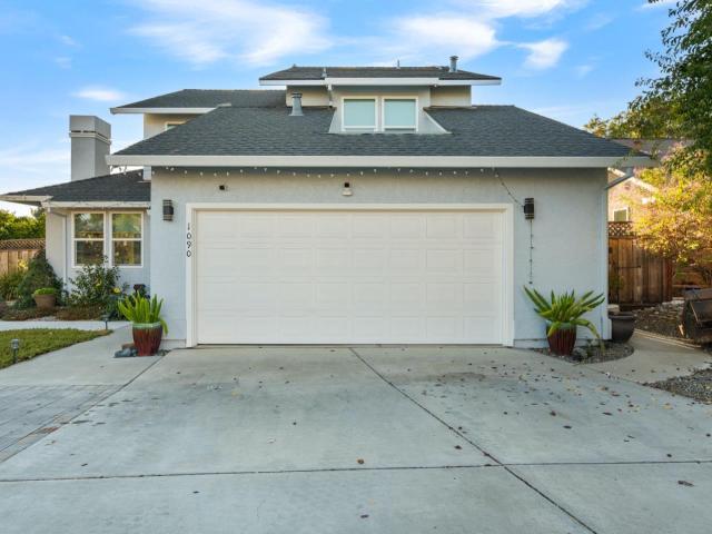 1090 Los Altos Drive