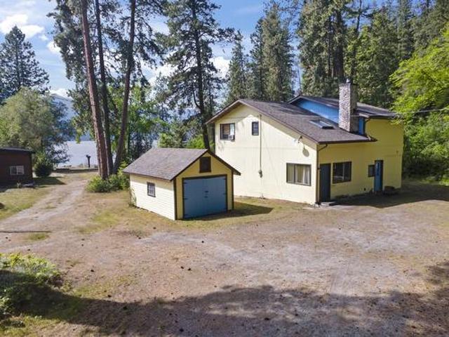 10917 3A Highway, Sanca, BC, V0B 1A2 house for sale | Listing ID 10389 | Royal LePage