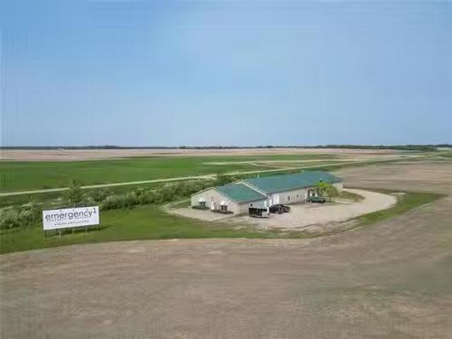 109148 52N Rm Of Cornwallis Road, Brandon, MB, X0X 0X0 com.