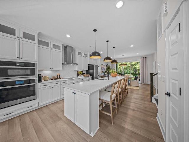 10916 Berry Woods Lane