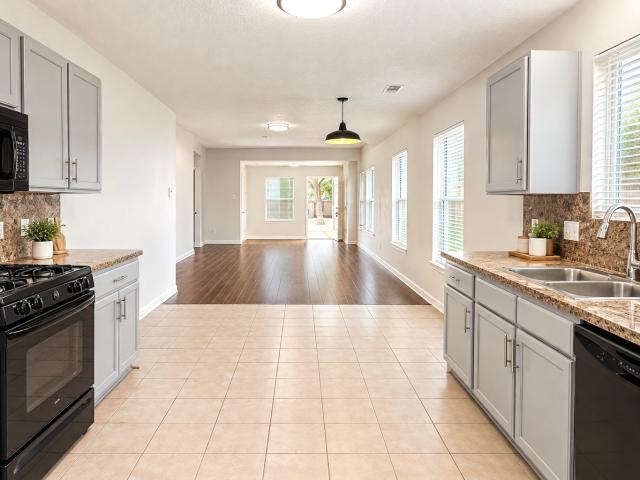 10919 view pointe ln