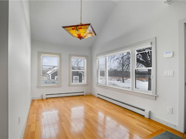 1091 Albany Post Road
