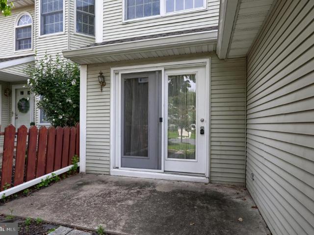 1091 Country Hill Drive