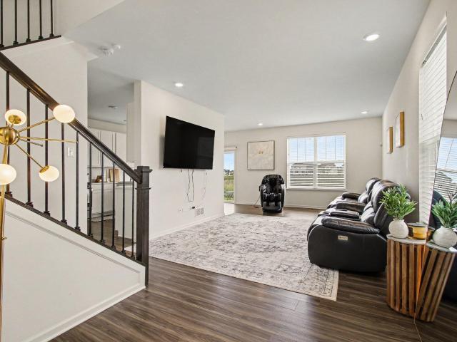 10927 Illinois Drive