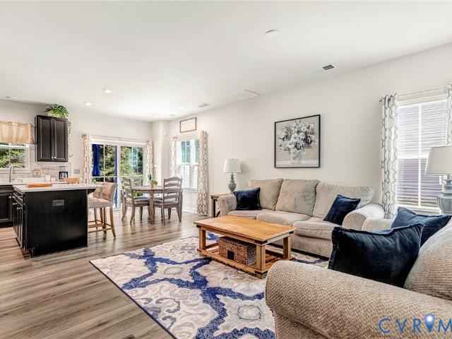 10924 Genito Square Drive