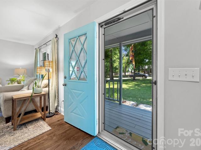 10924 Pampas Circle