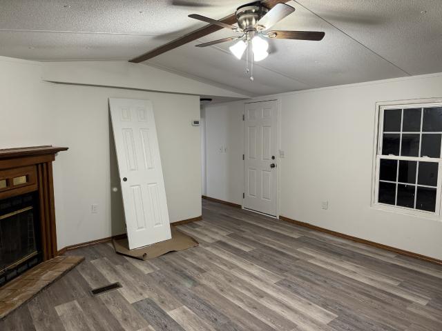 10926 Old County Line Rd