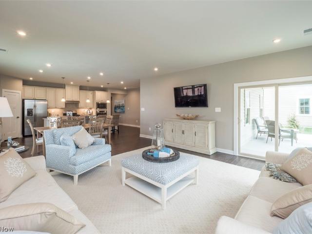 1092 Huntsman Court