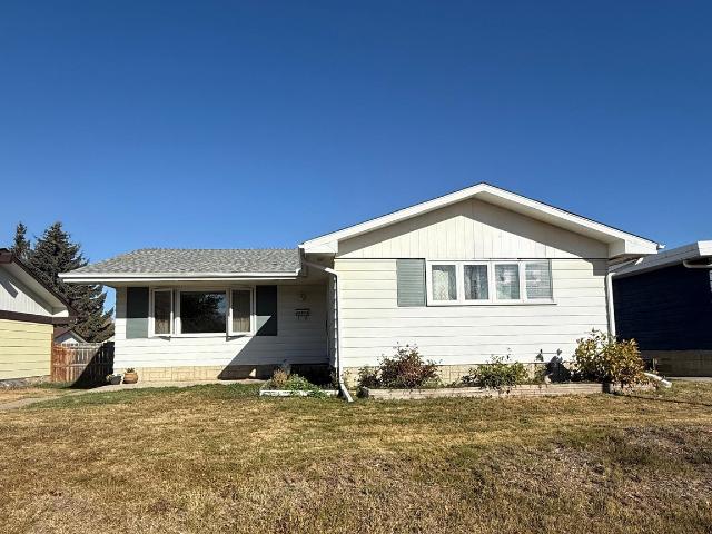 10932 40 Ave NW 10932 40 Ave NW [object Promise] for Rent