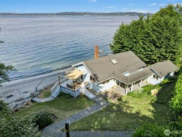 10932 Vashon Hwy SW