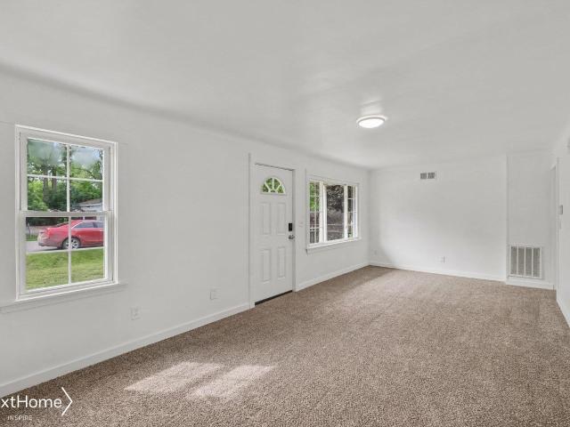 1093 Corydon Street