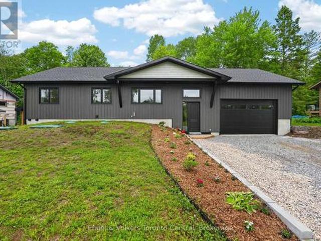 1093 Highway 141 Drive, Seguin, ON, P2A 2W8 house for sale | Listing ID X13449 | Royal LePage