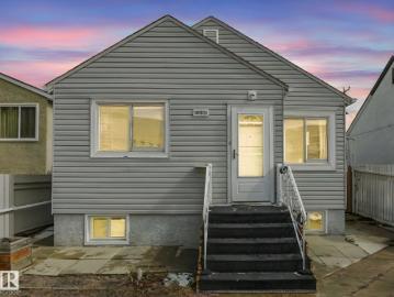 Mccauley, Edmonton, Alberta - Parking, Cellar