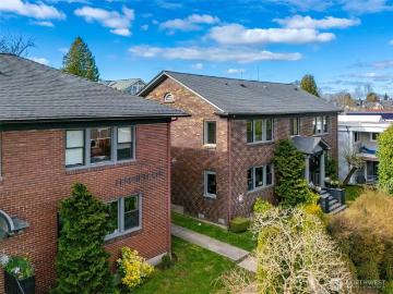 109 11 th Ave, Seattle, WA 98122 | MLS #2532