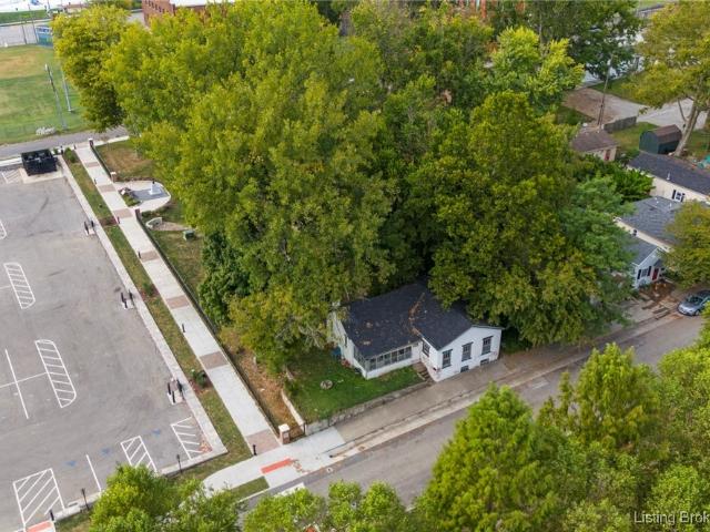 109 Central Avenue