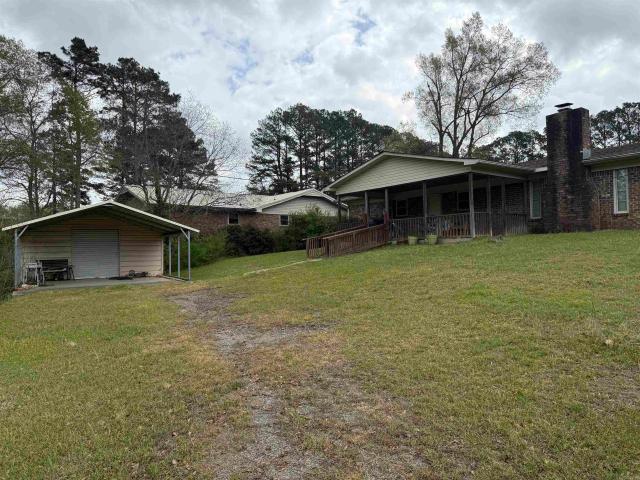 109 Circle Acres Dr