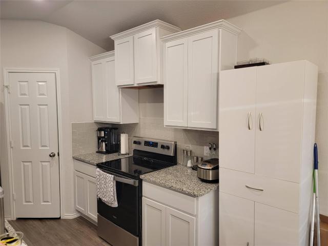 109 Akston Ct