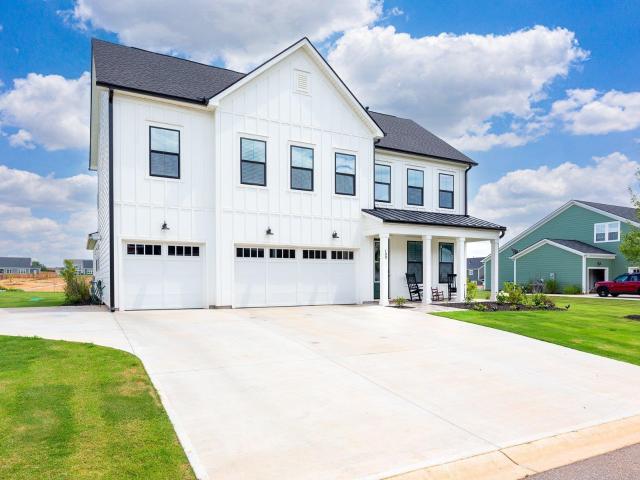 109 Arabella Drive