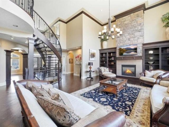 109 Aspen Ridge Place Sw, Calgary, AB, T3H 0J6 house for sale | Listing ID A2333 | Royal LePage