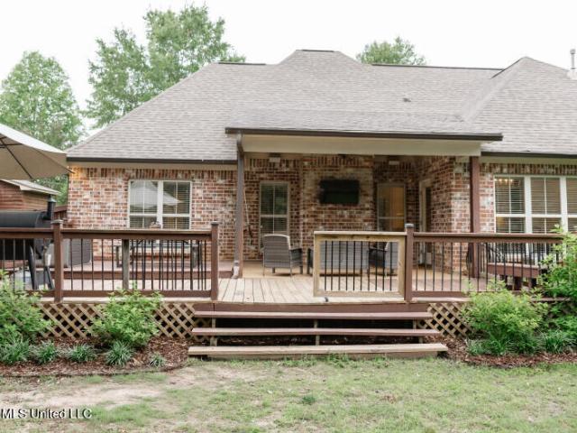 109 Bear Creek Circle