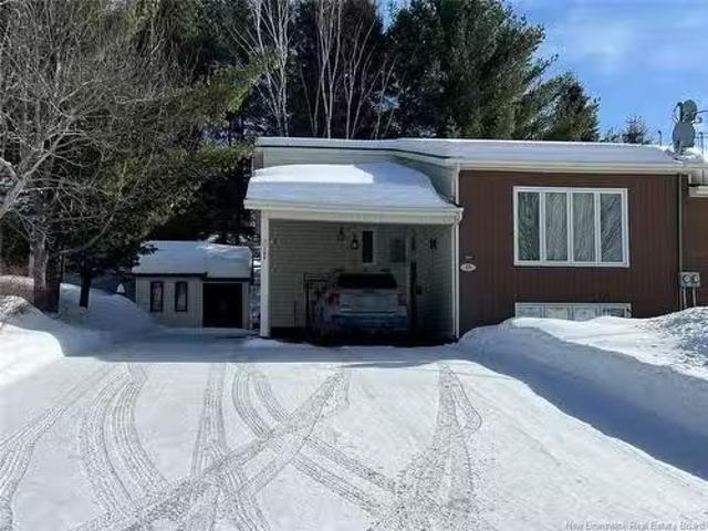 109 Belisle Ave, Edmundston, NB, E3V 4C7 house for sale Lis.
