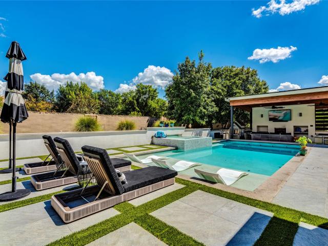 109 Bisset Ct