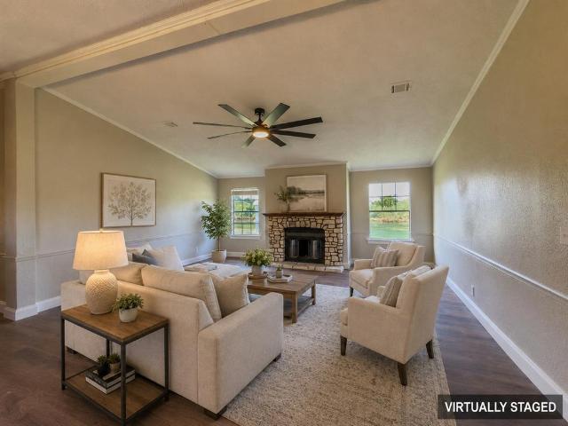 109 Brookshire