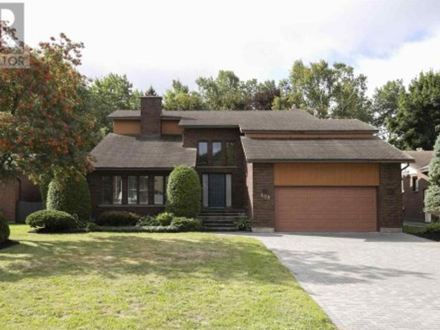 109 Greenview Ln, Sault Ste. Marie, ON, P6A 1L1 house for sale | Listing ID SM262390 | Royal LePage