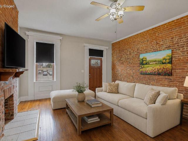 109 E 8th Street