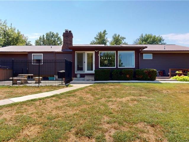 109 E Hardin Place