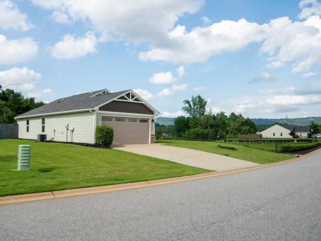 109 Fairmeadow Way
