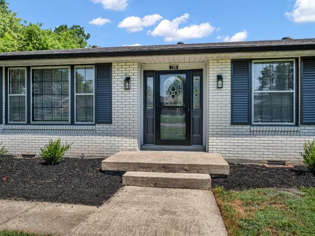 109 Homestead Dr