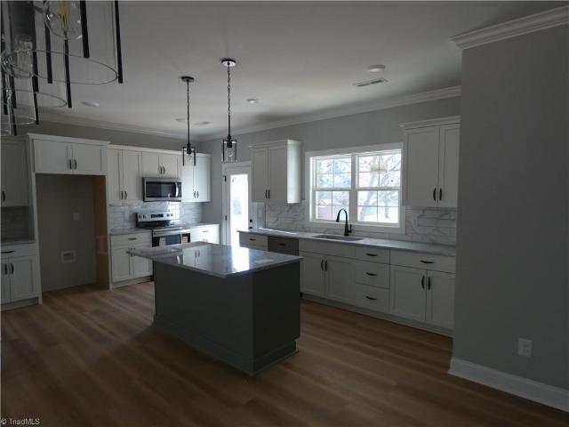 109 Hickory St, Yadkinville, NC 27055 | MLS #1211 | Compass
