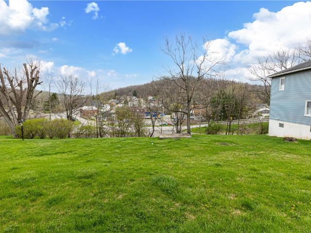 109 Highland Ave