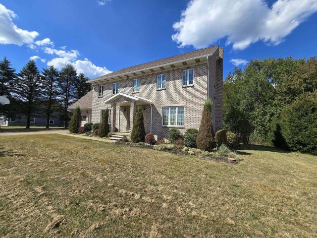 109 Hillcrest Dr, Punxsutawney, PA