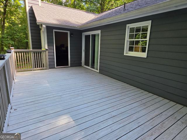 109 Huntcliff Court