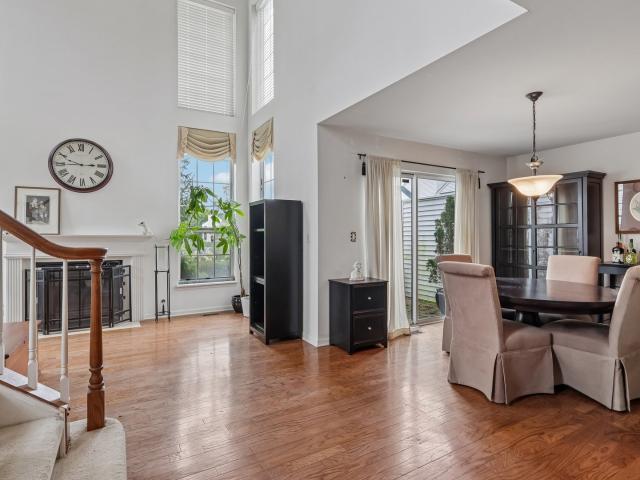 109 Lauralton Street # 10