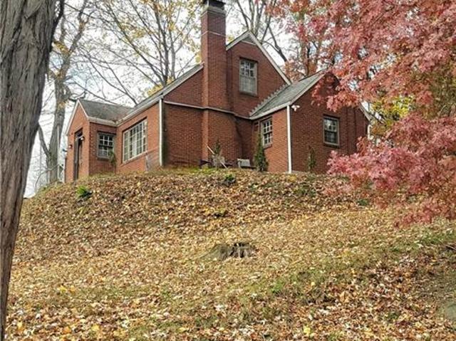 109 Lavern St, Pittsburgh, PA 15235 | MLS #1730