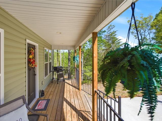 109 Ledbetter Ln, Walhalla, SC 29691 | MLS #20300