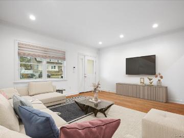 109 Lee Rd, Scarsdale, NY 10583 | MLS #983784