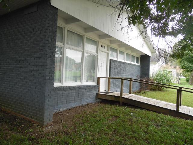 109 Livingston Street